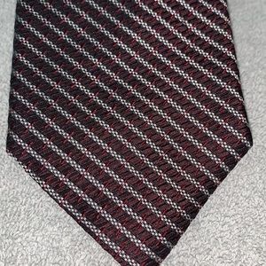 Daks London/New York. Neck Tie. 3.25” Wide.EUC